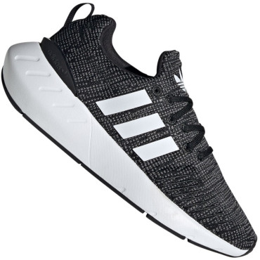 Adidas Swift Run 22