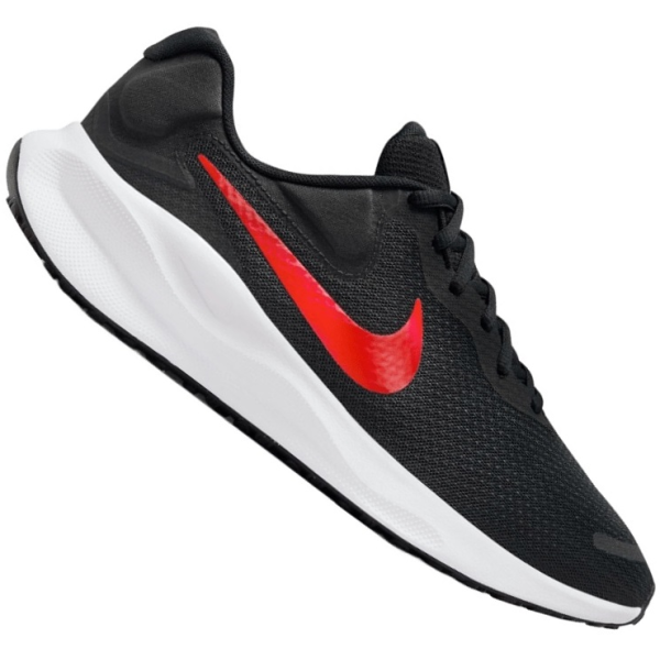 Nike Revolution 7
